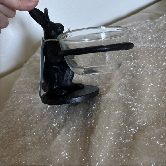 NWT Pottery Barn Sculpted Bronze Bunny Snack Bowl - Picture 5 of 6